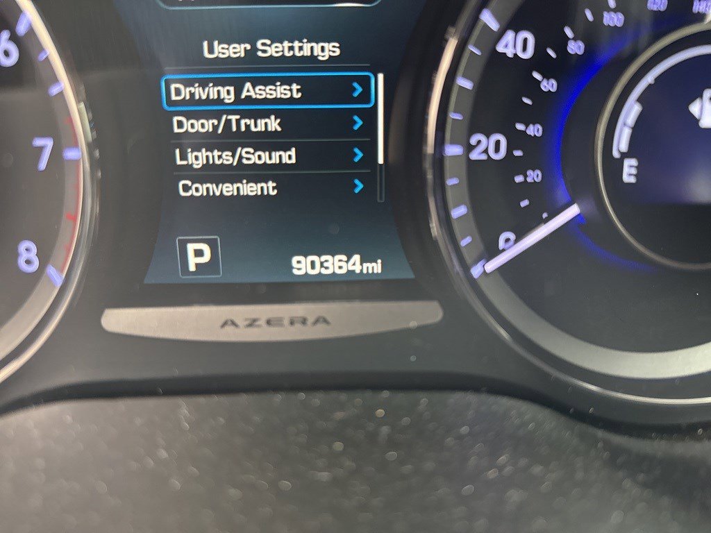 Used 2016 Hyundai Azera image 9