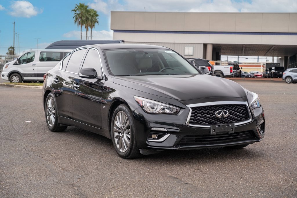 Used 2018 INFINITI Q50 Luxe image 1