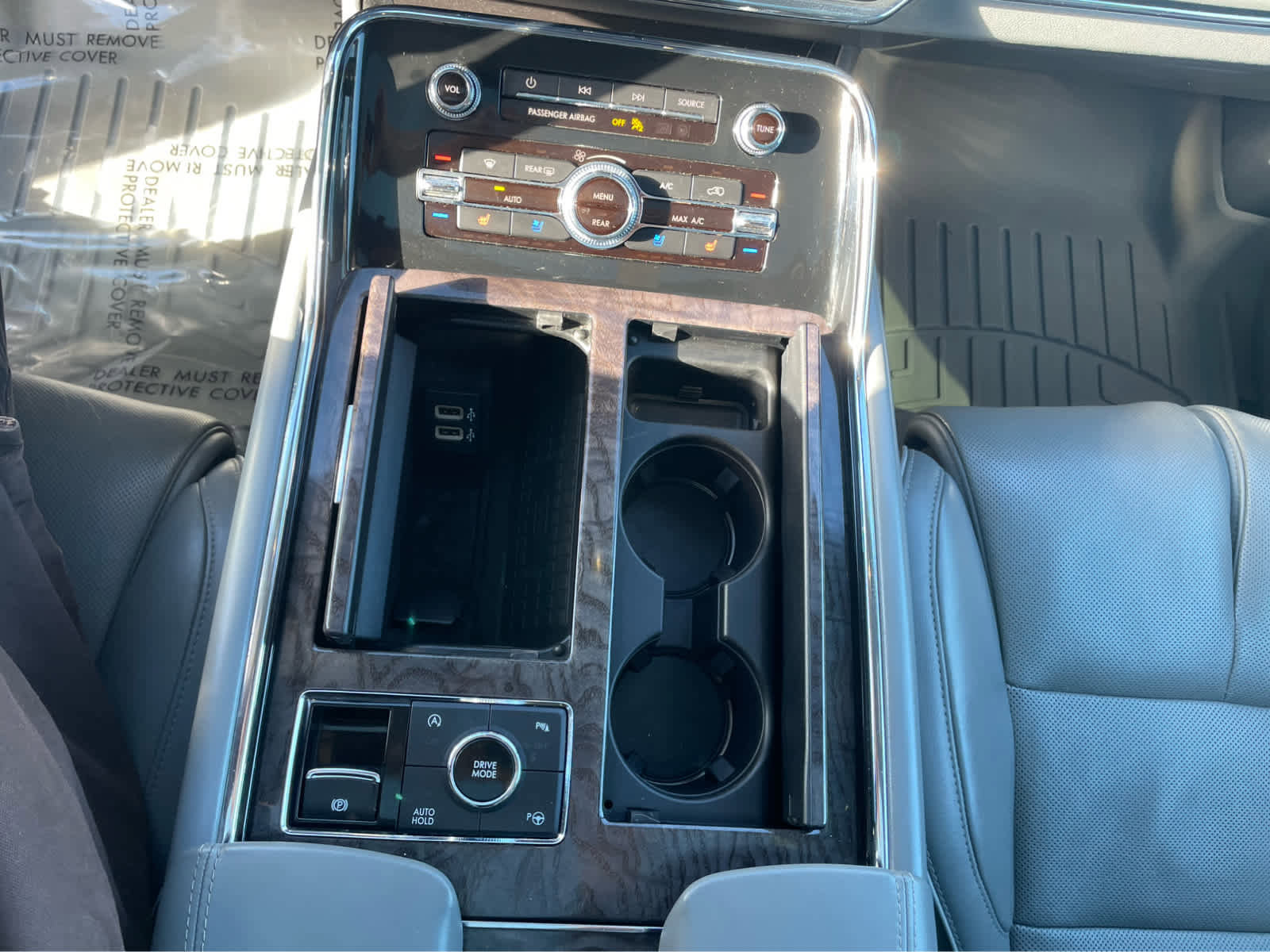 Used 2018 Lincoln Navigator Reserve w/ Technology Package image 28