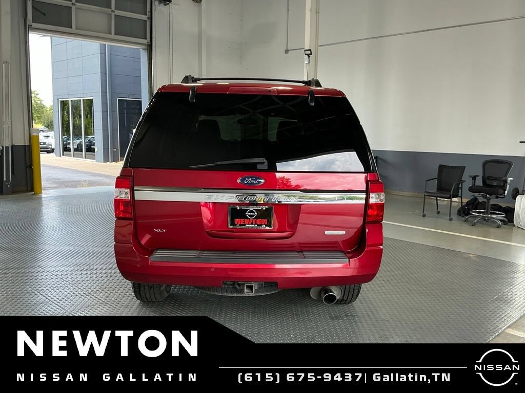 Used 2017 Ford Expedition XLT RWD image 5