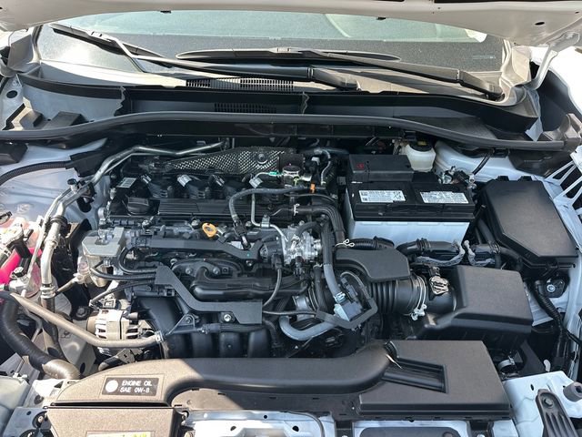 Used 2025 Toyota Corolla Cross XLE w/ Convenience Package image 27