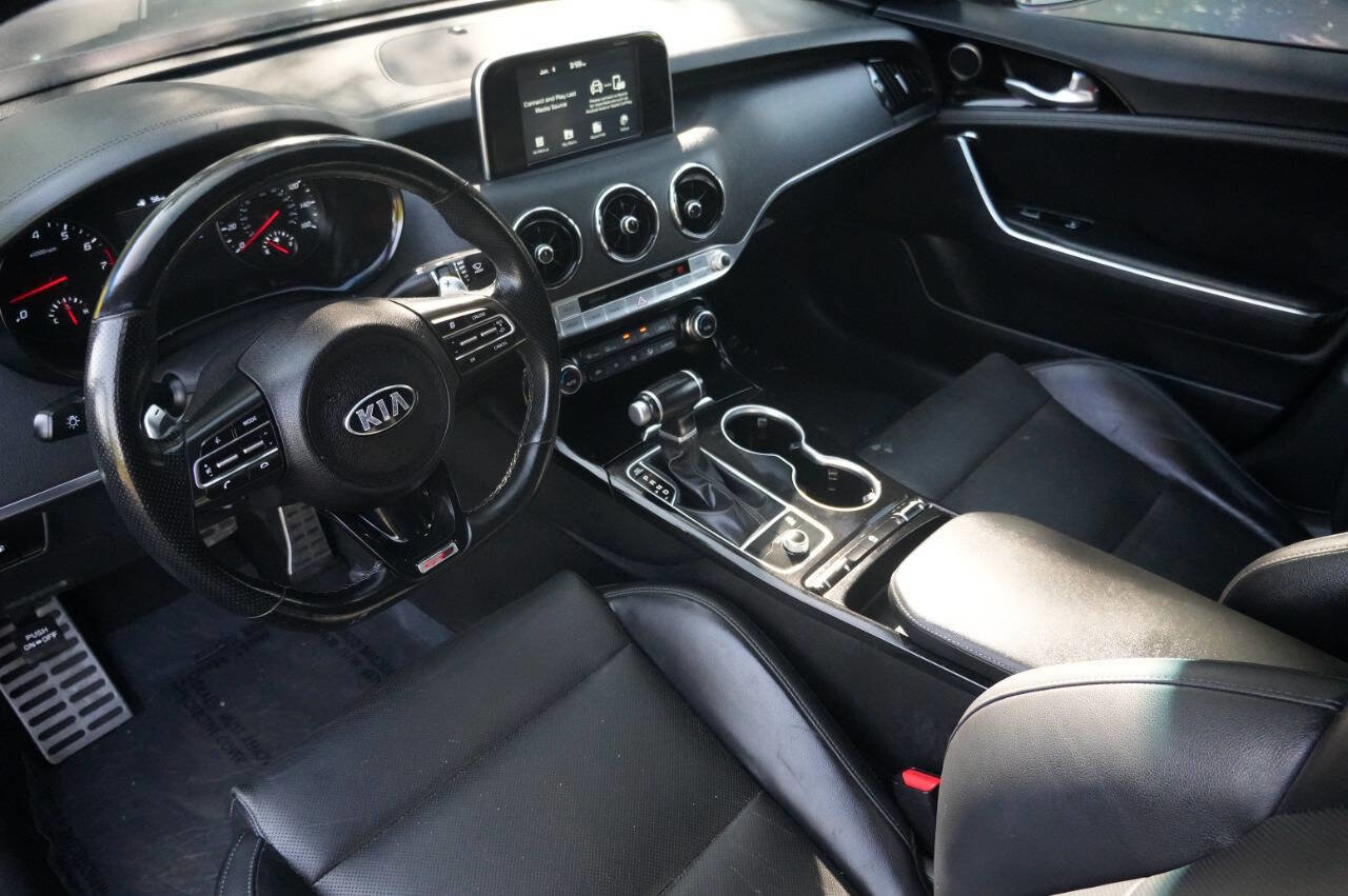 Used 2021 Kia Stinger GT-Line image 12