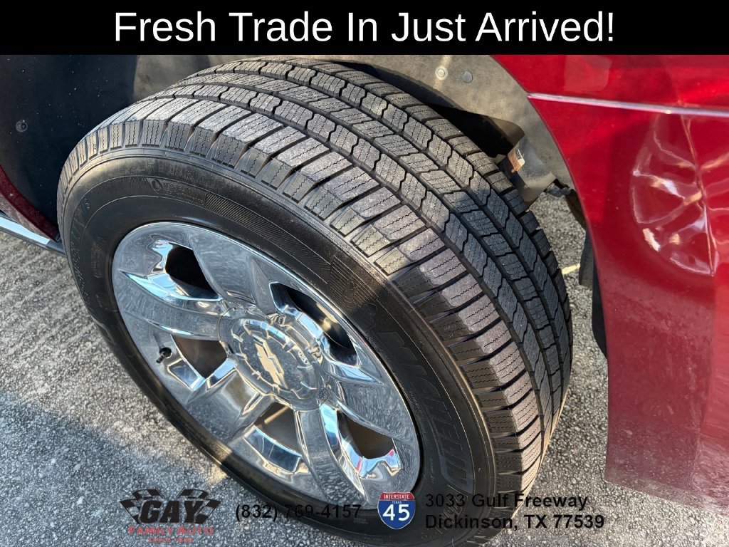 Used 2019 Chevrolet Suburban Premier RWD image 6