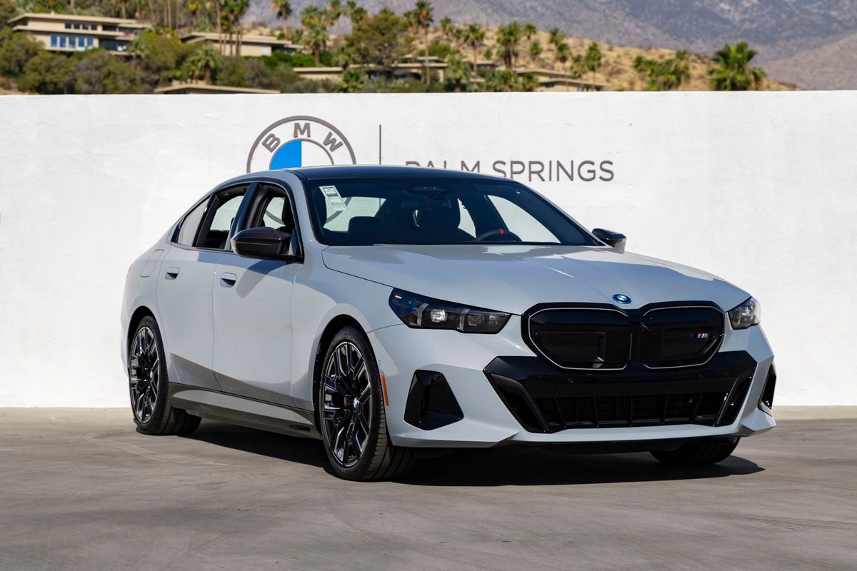 New 2026 BMW i5 w/ Executive Package AWD/4WD image 2