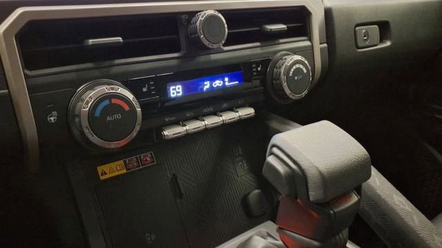 Used 2025 Toyota Tacoma TRD Off-Road w/ TRD Off Road Upgrade Package image 30