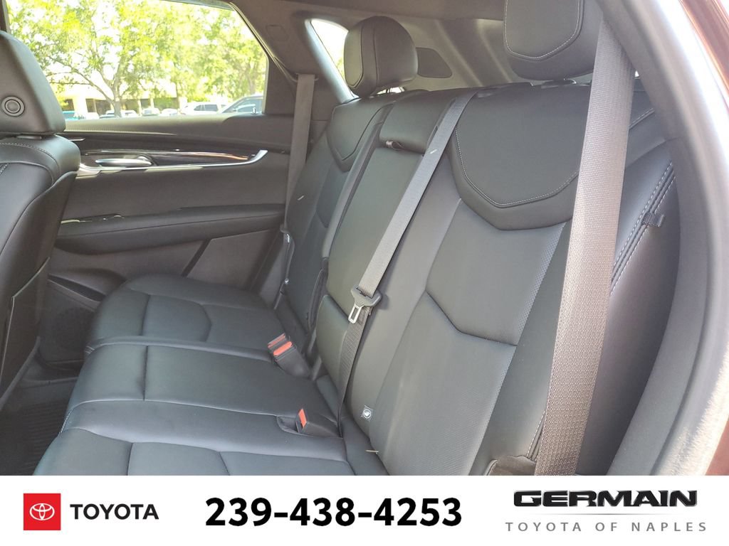 Used 2022 Cadillac XT5 Premium Luxury w/ Technology Package FWD image 21
