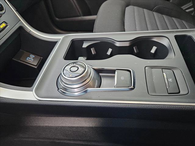 Used 2024 Ford Edge SE image 14