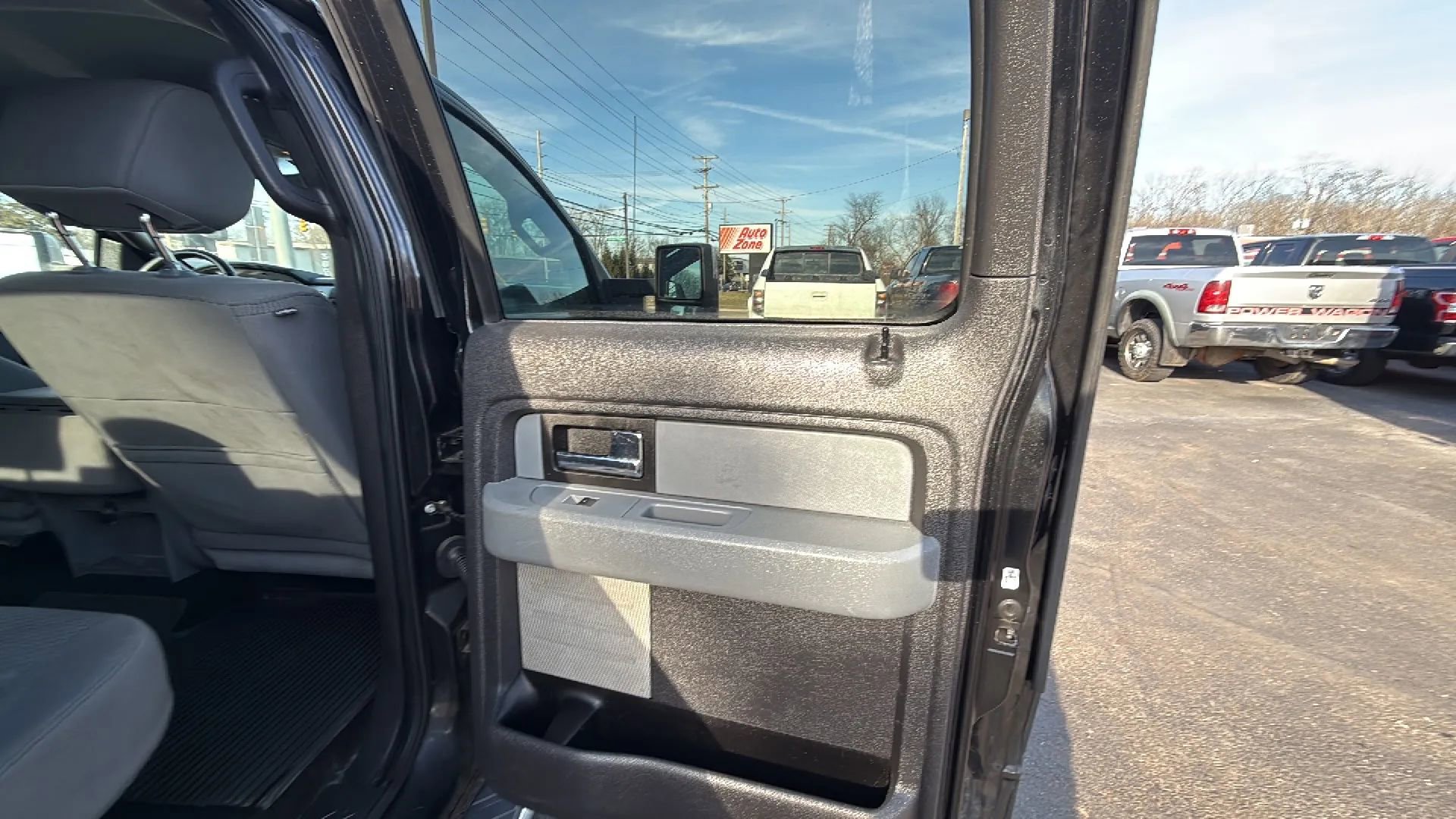 Used 2013 Ford F150 XLT w/ Luxury Equipment Group image 14