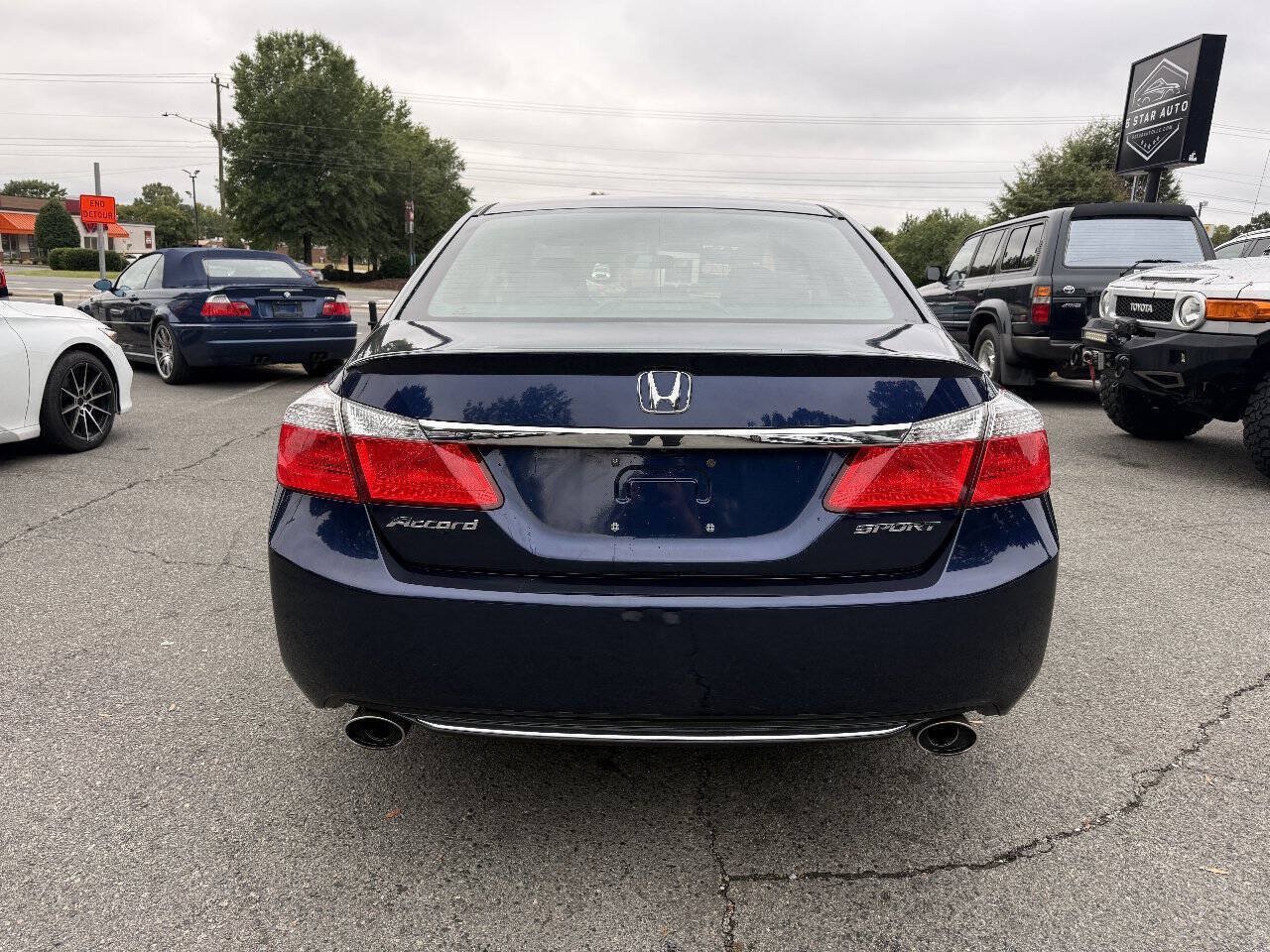 Used 2015 Honda Accord Sport image 6