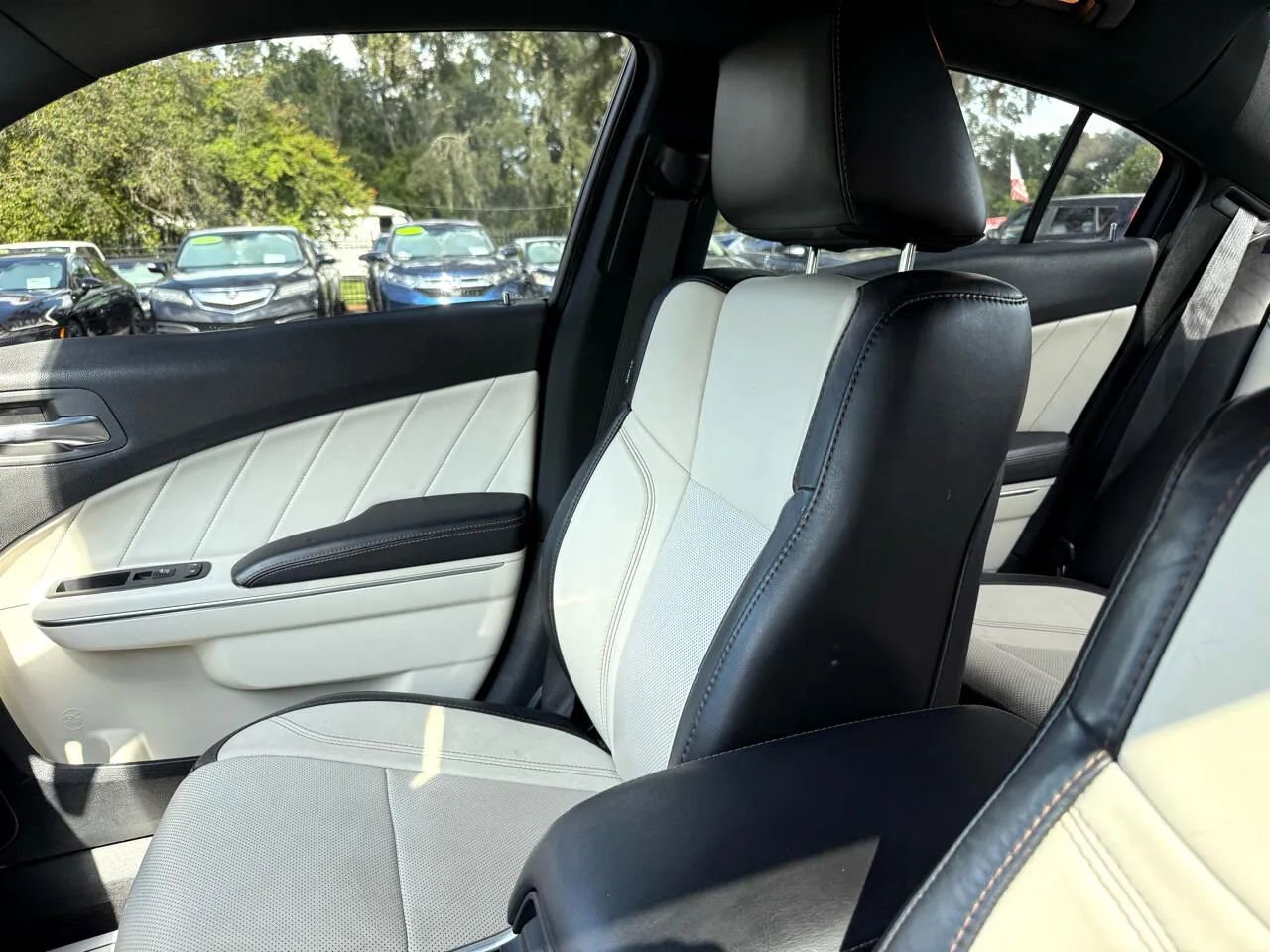 Used 2018 Dodge Charger GT image 22