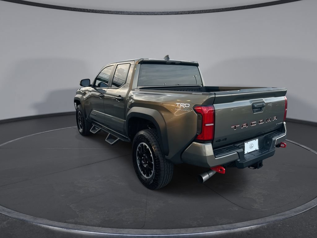Used 2025 Toyota Tacoma TRD Off-Road AWD/4WD image 10