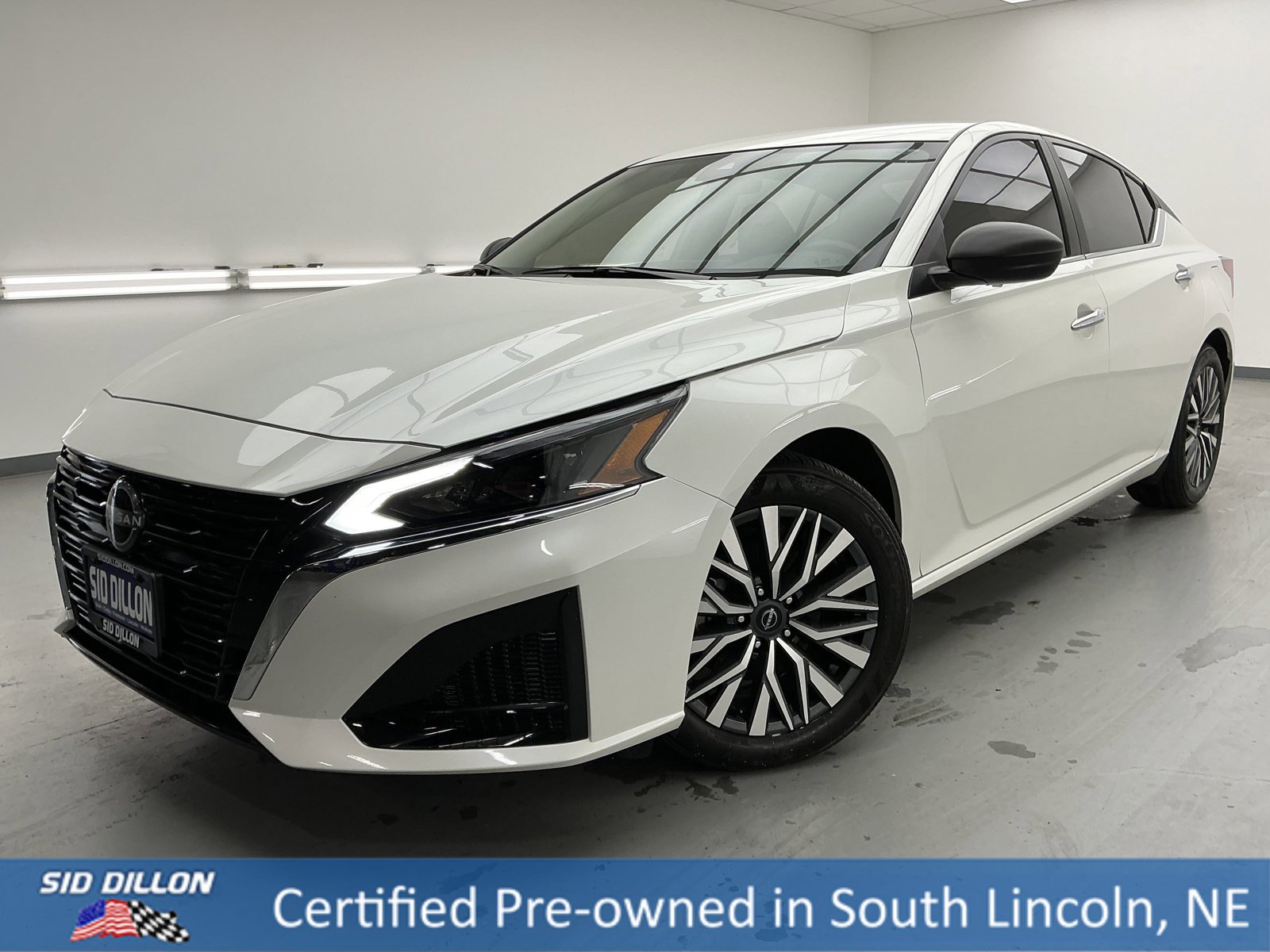 Used 2024 Nissan Altima 2.5 SV