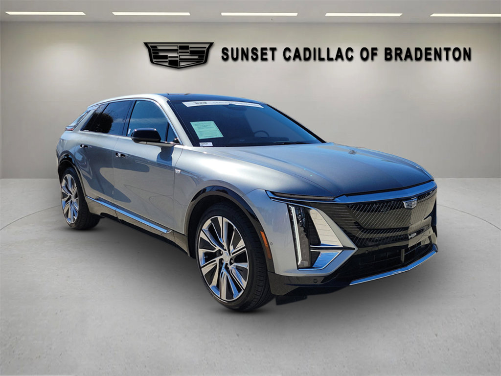 Used 2024 Cadillac Lyriq Luxury w/ LPO, Floor Liner Package image 1