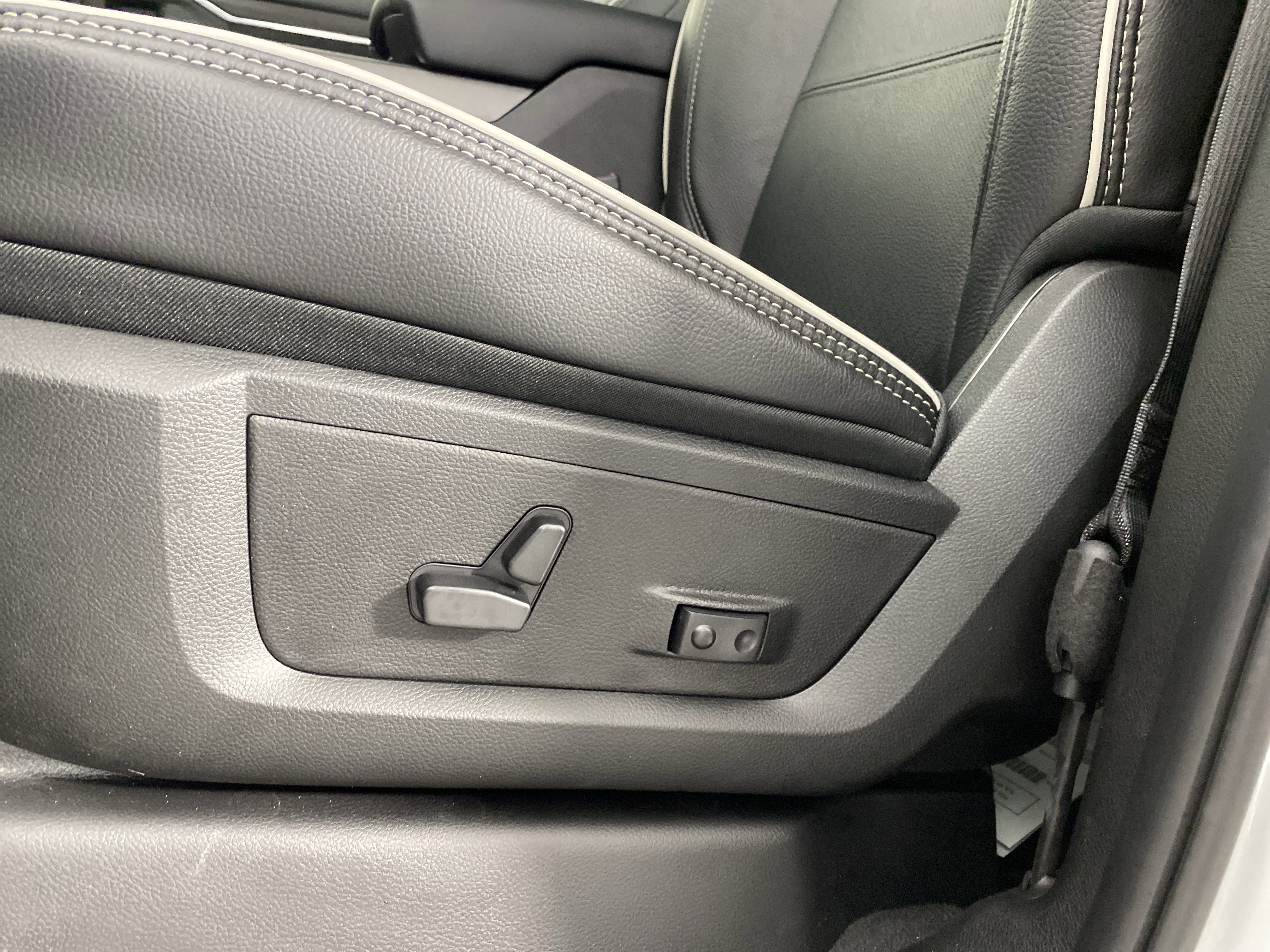 New 2026 RAM 2500 Laramie image 16