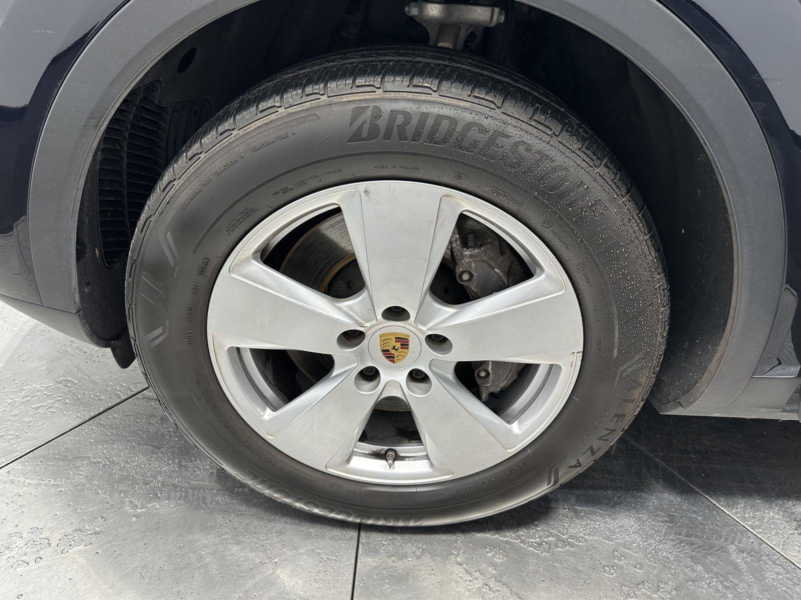 Certified 2022 Porsche Cayenne image 9