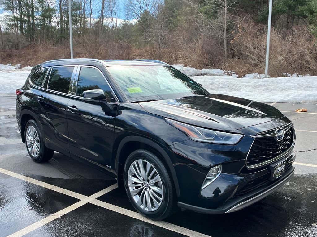 Used 2023 Toyota Highlander Platinum image 7