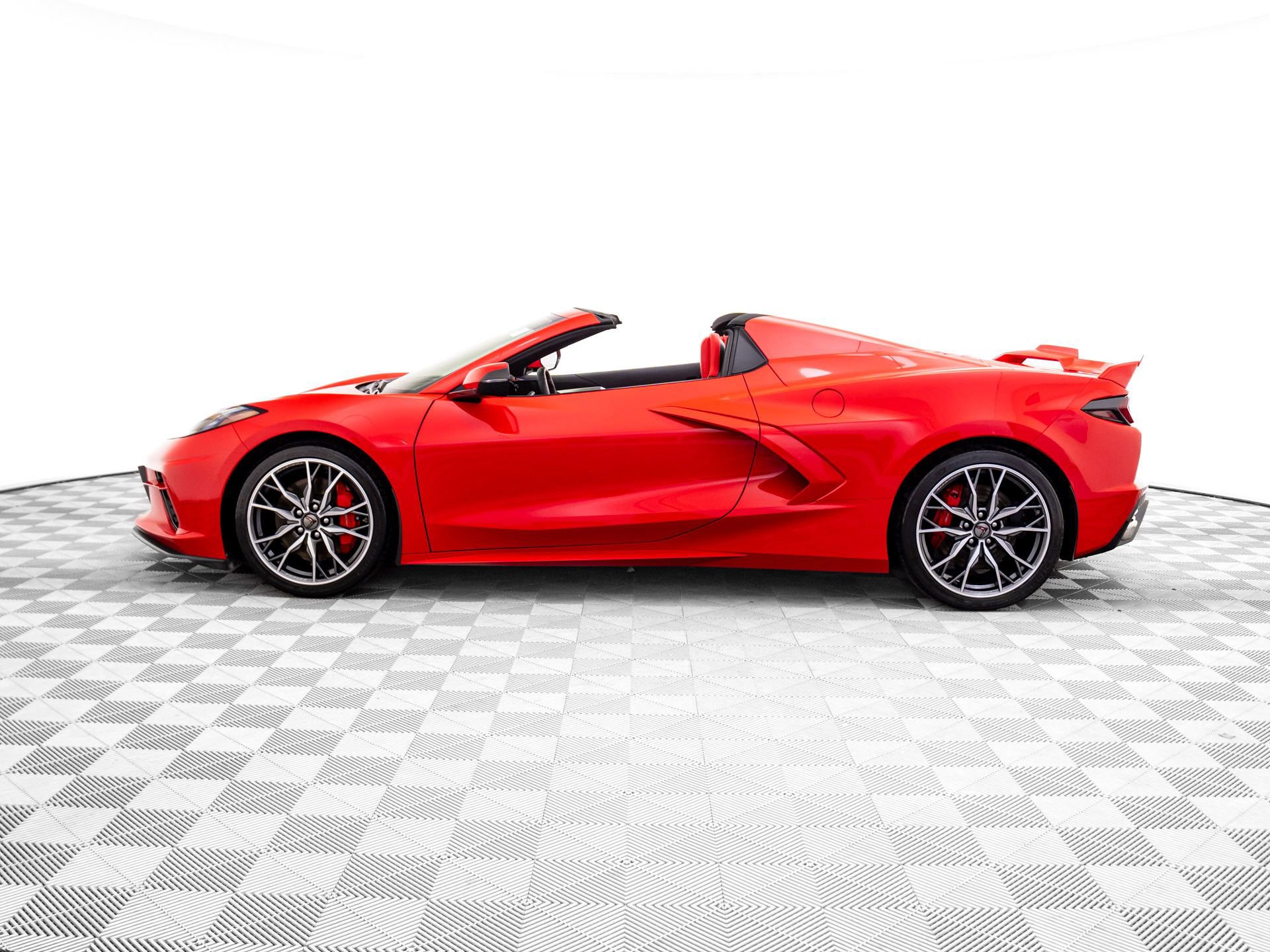 Used 2023 Chevrolet Corvette Stingray Preferred Conv w/ Z51 Performance Package image 2