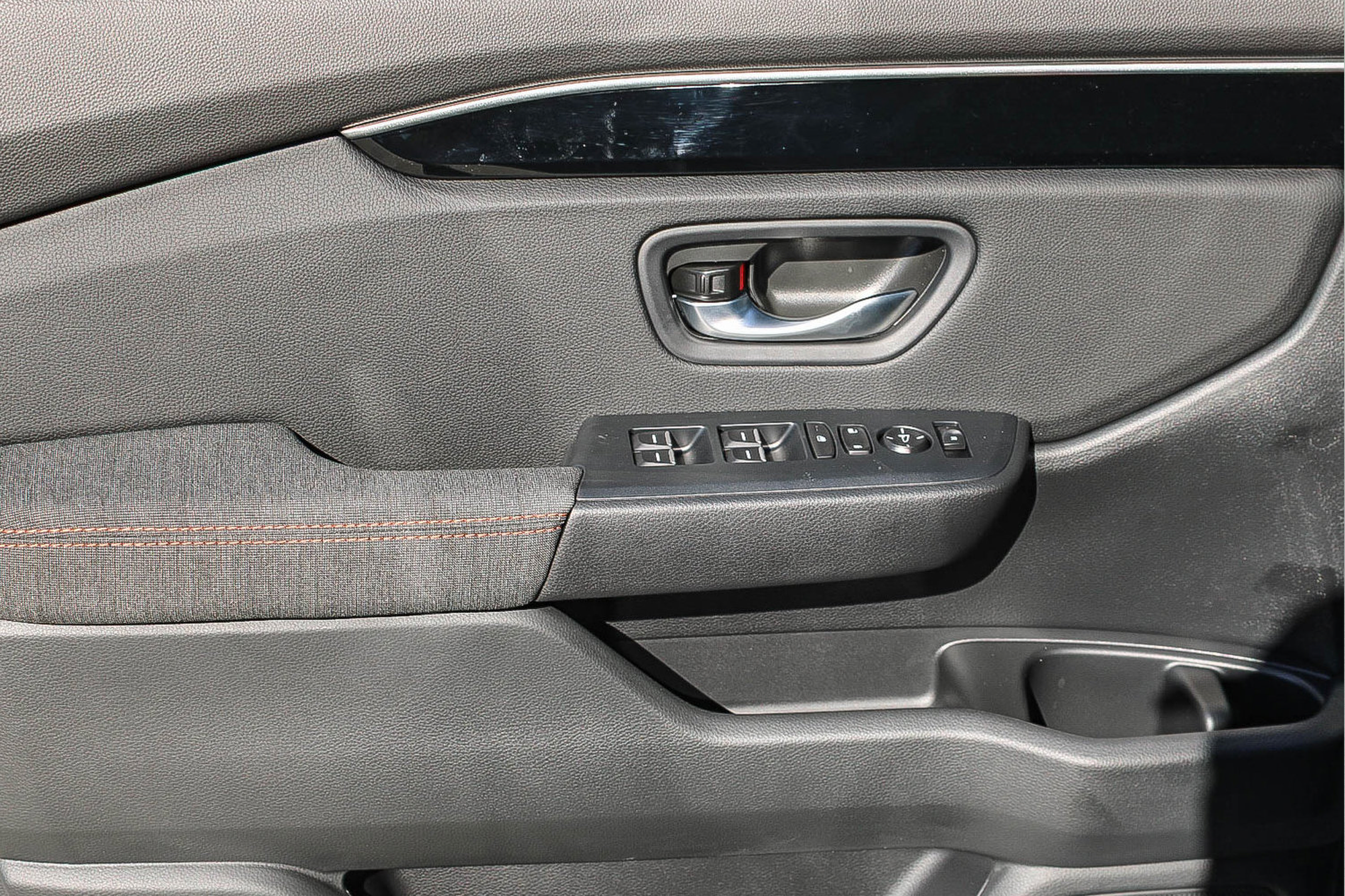 New 2026 Honda Pilot Sport image 15