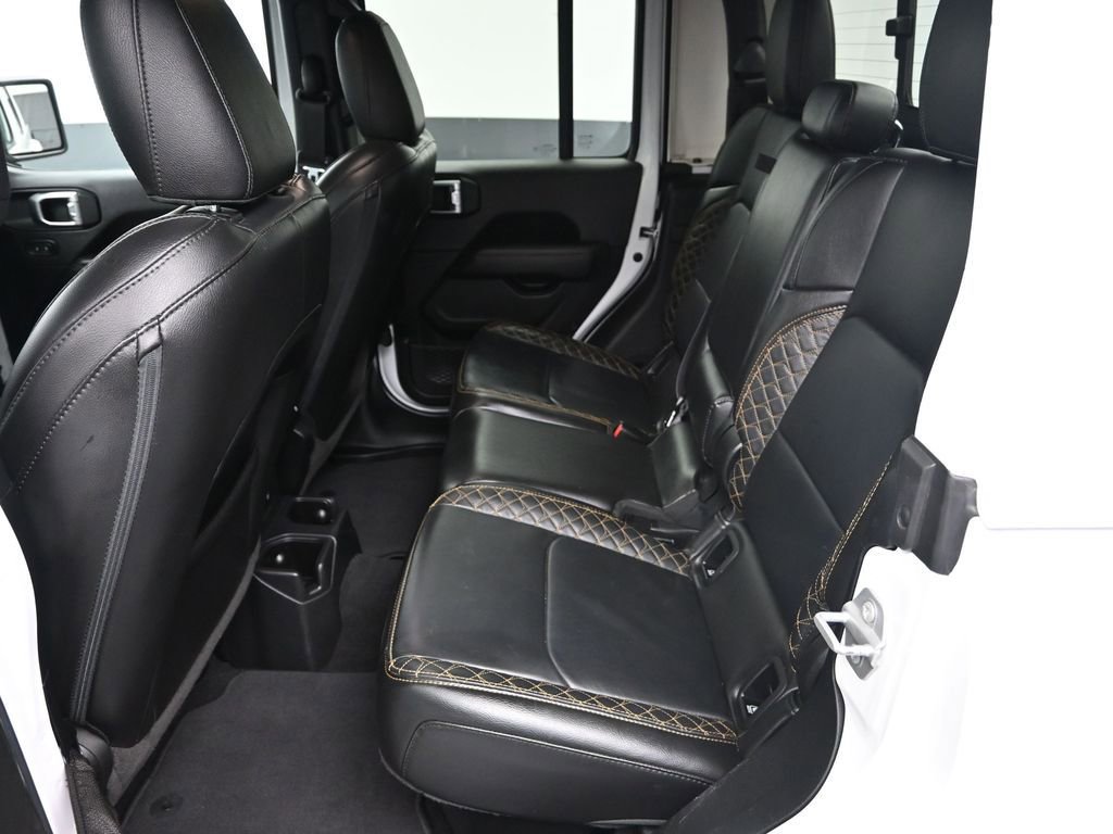 Used 2023 Jeep Gladiator Overland image 29