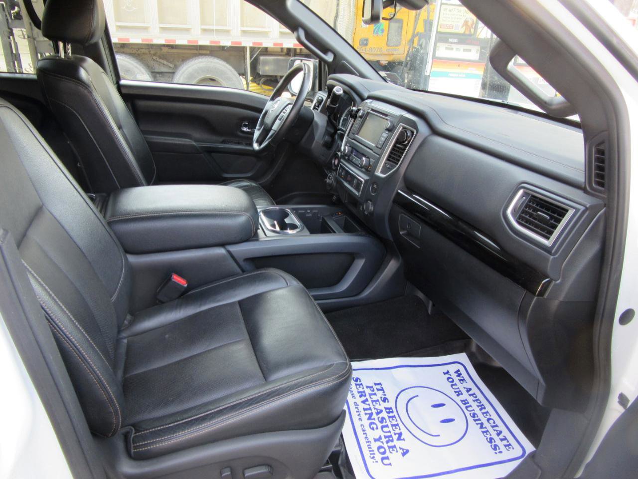 Used 2019 Nissan Titan SL w/ Midnight Edition AWD/4WD image 12