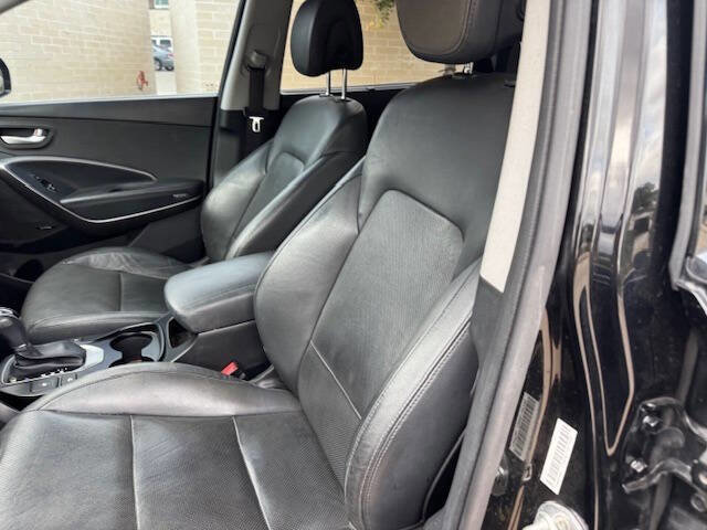 Used 2018 Hyundai Santa Fe Limited w/ Cargo Package image 36