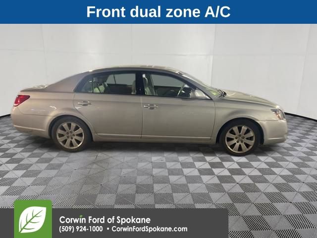 Used 2006 Toyota Avalon XL image 2