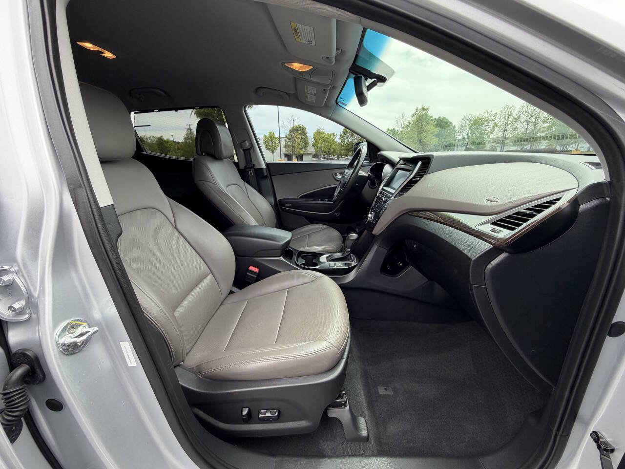 Used 2017 Hyundai Santa Fe Sport 2.0T w/ Cargo Package image 16