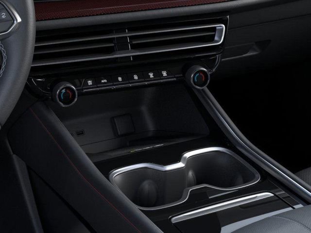 New 2026 Chevrolet Traverse Z71 w/ Driver Confidence Package image 23