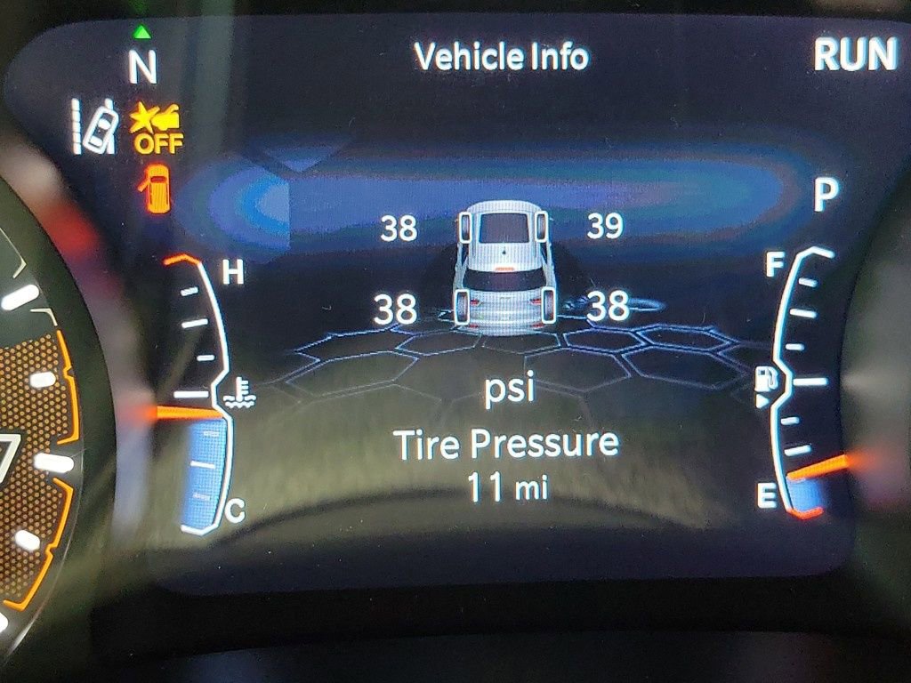 New 2025 Jeep Compass Latitude w/ Convenience Group image 14