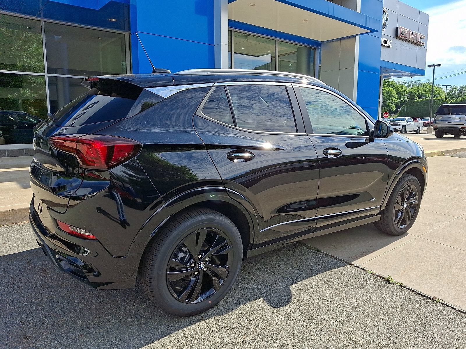 New 2026 Buick Encore GX Sport Touring w/ Comfort Package AWD/4WD image 6
