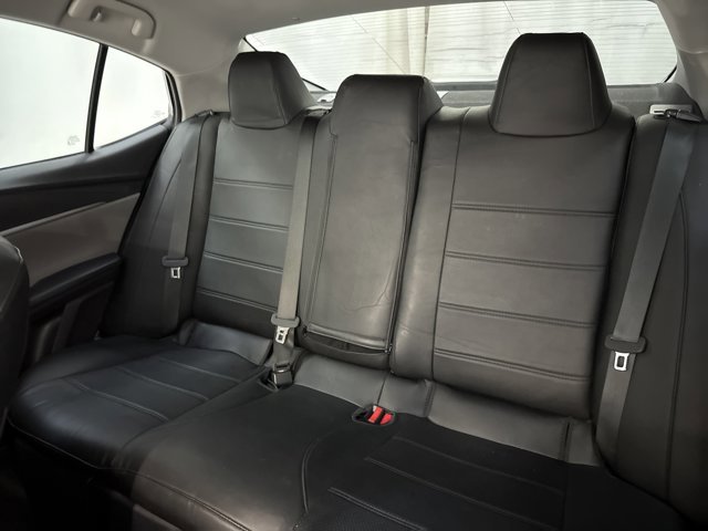 Used 2025 Toyota Camry LE AWD/4WD image 13