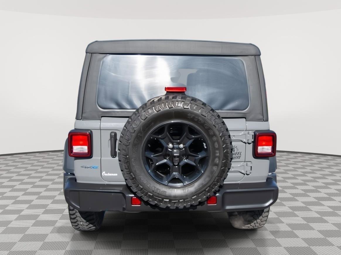 Used 2023 Jeep Wrangler Unlimited w/ Cold Weather Group AWD/4WD image 4