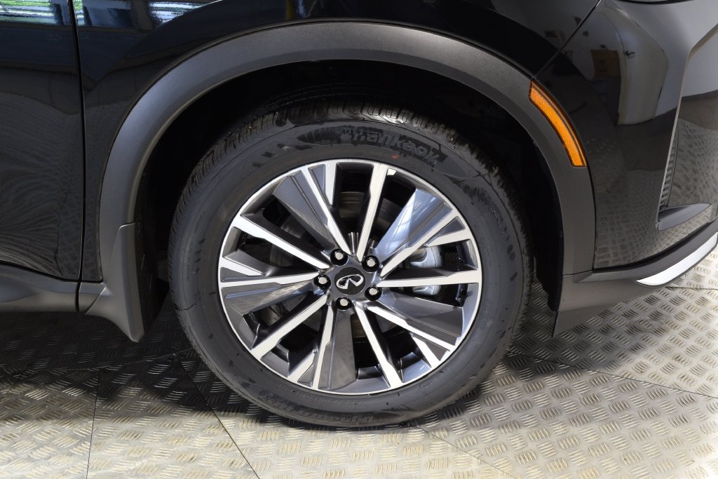 New 2027 INFINITI QX60 Luxe w/ Cargo Package AWD/4WD image 9