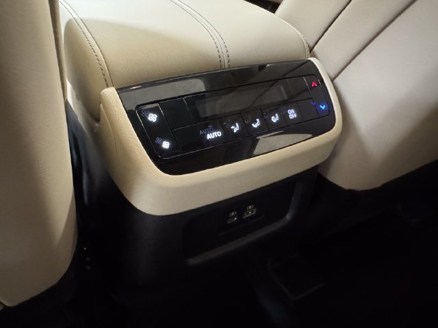 Used 2025 INFINITI QX60 Pure FWD image 21