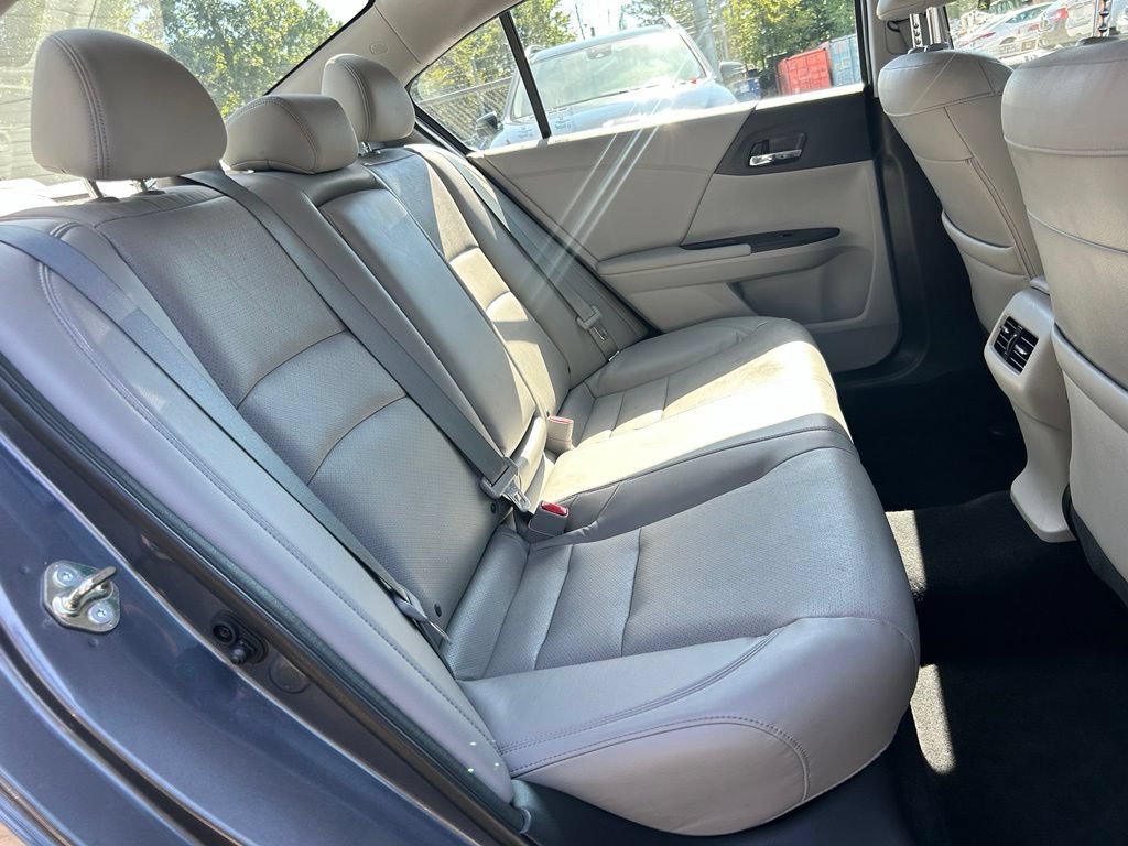 Used 2017 Honda Accord EX-L image 15