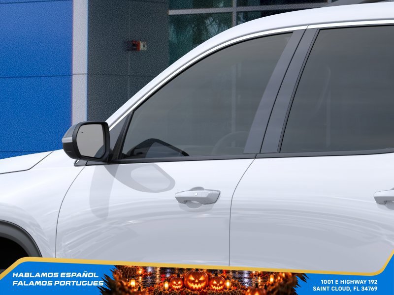 New 2027 Chevrolet Traverse LT FWD image 12