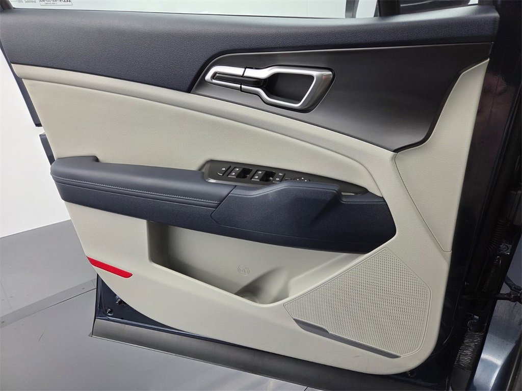 Used 2023 Kia Sportage EX w/ EX Premium Package image 30