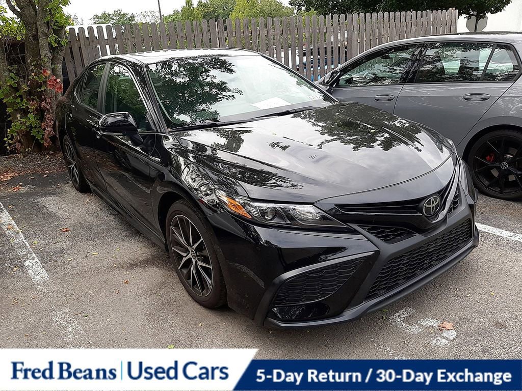 Used 2023 Toyota Camry SE