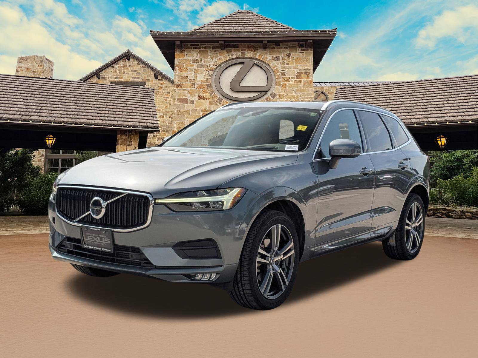 Used 2021 Volvo XC60 T5 Momentum w/ Advanced Package AWD/4WD image 4