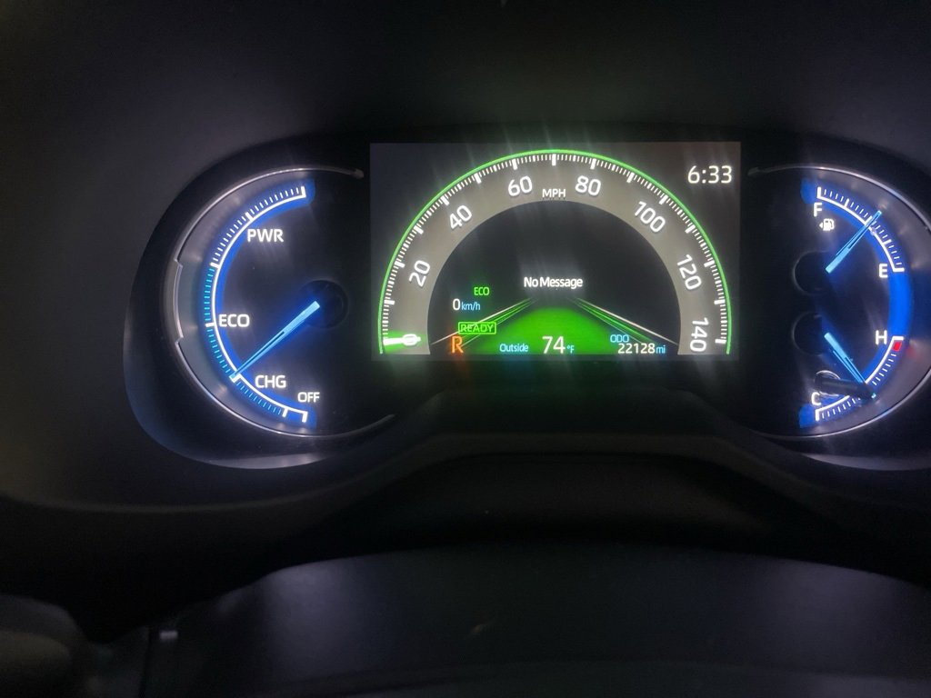 Used 2025 Toyota RAV4 LE image 23