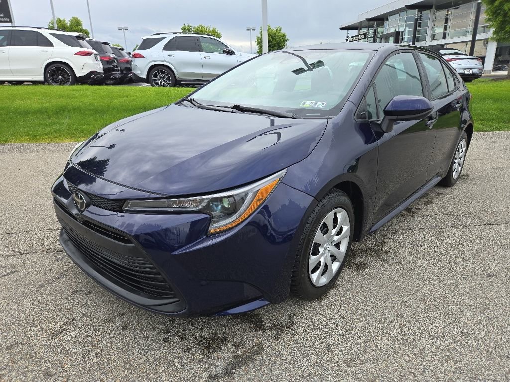 Used 2023 Toyota Corolla LE FWD image 6