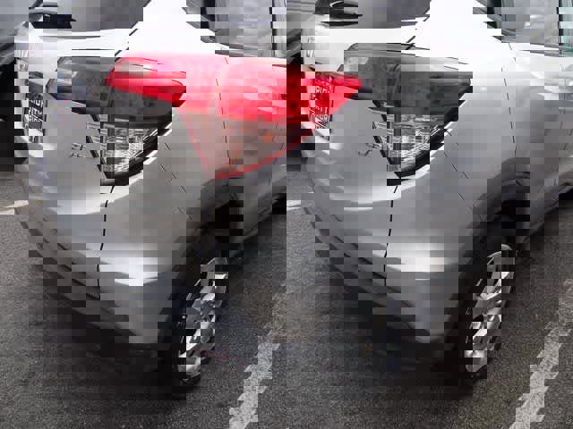 Used 2016 Honda HR-V EX image 12