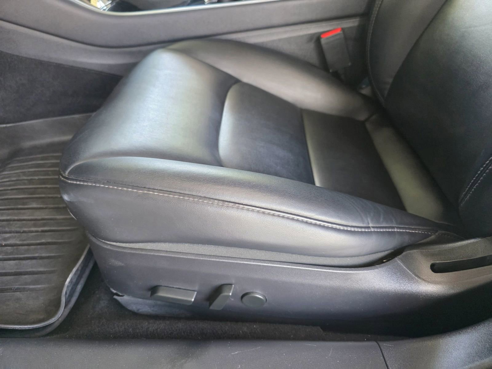 Used 2020 Tesla Model 3 Performance AWD/4WD image 25