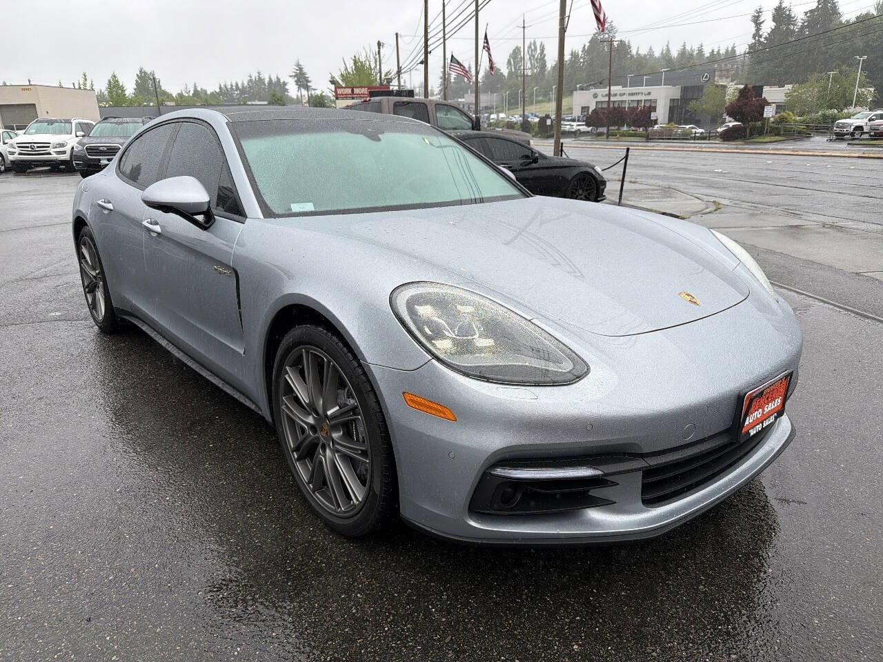 Used 2018 Porsche Panamera 4 AWD/4WD image 9