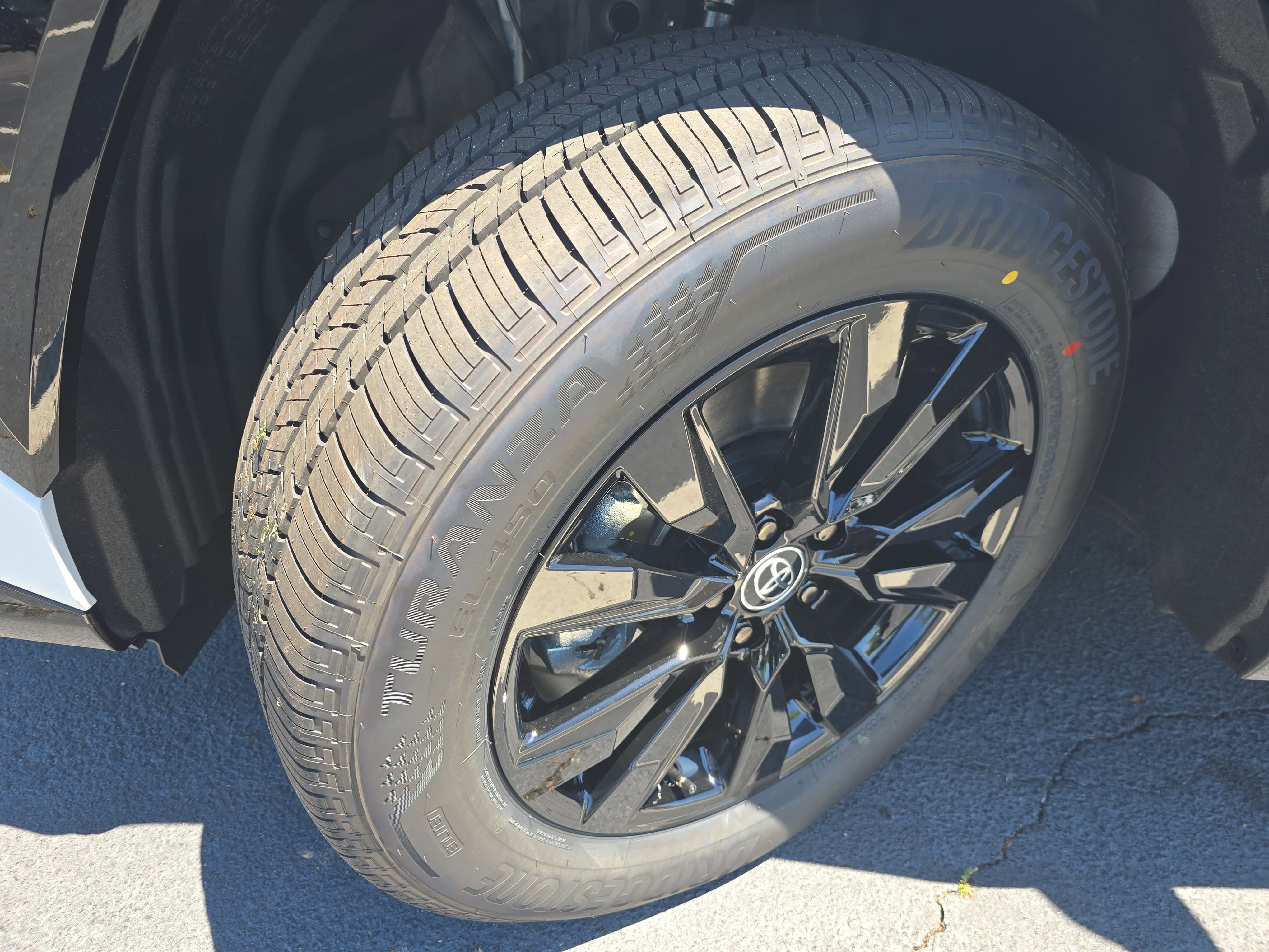 New 2026 Toyota RAV4 SE AWD/4WD image 28