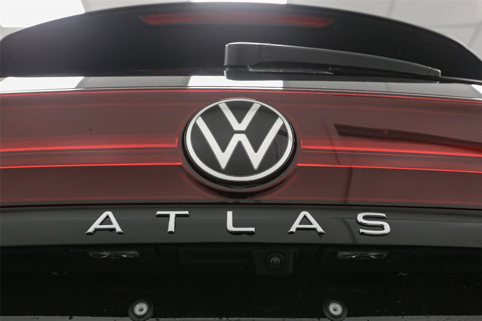 New 2026 Volkswagen Atlas Peak Edition image 12