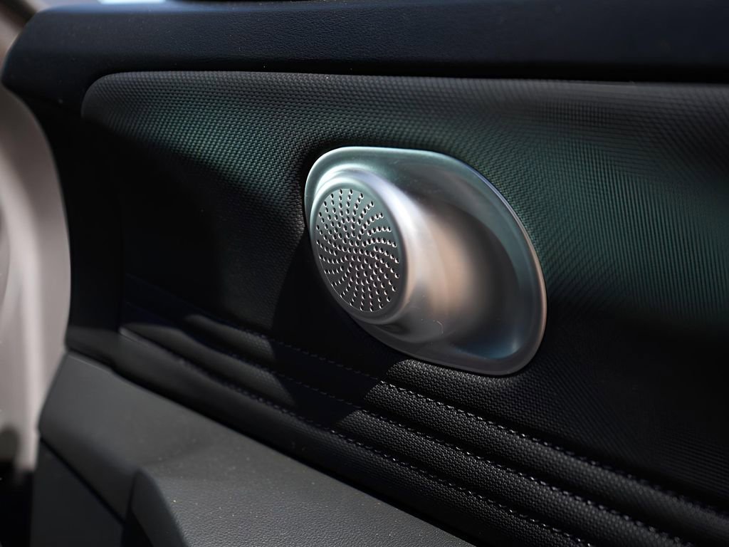 Used 2023 Hyundai Elantra SEL w/ Convenience Package image 26