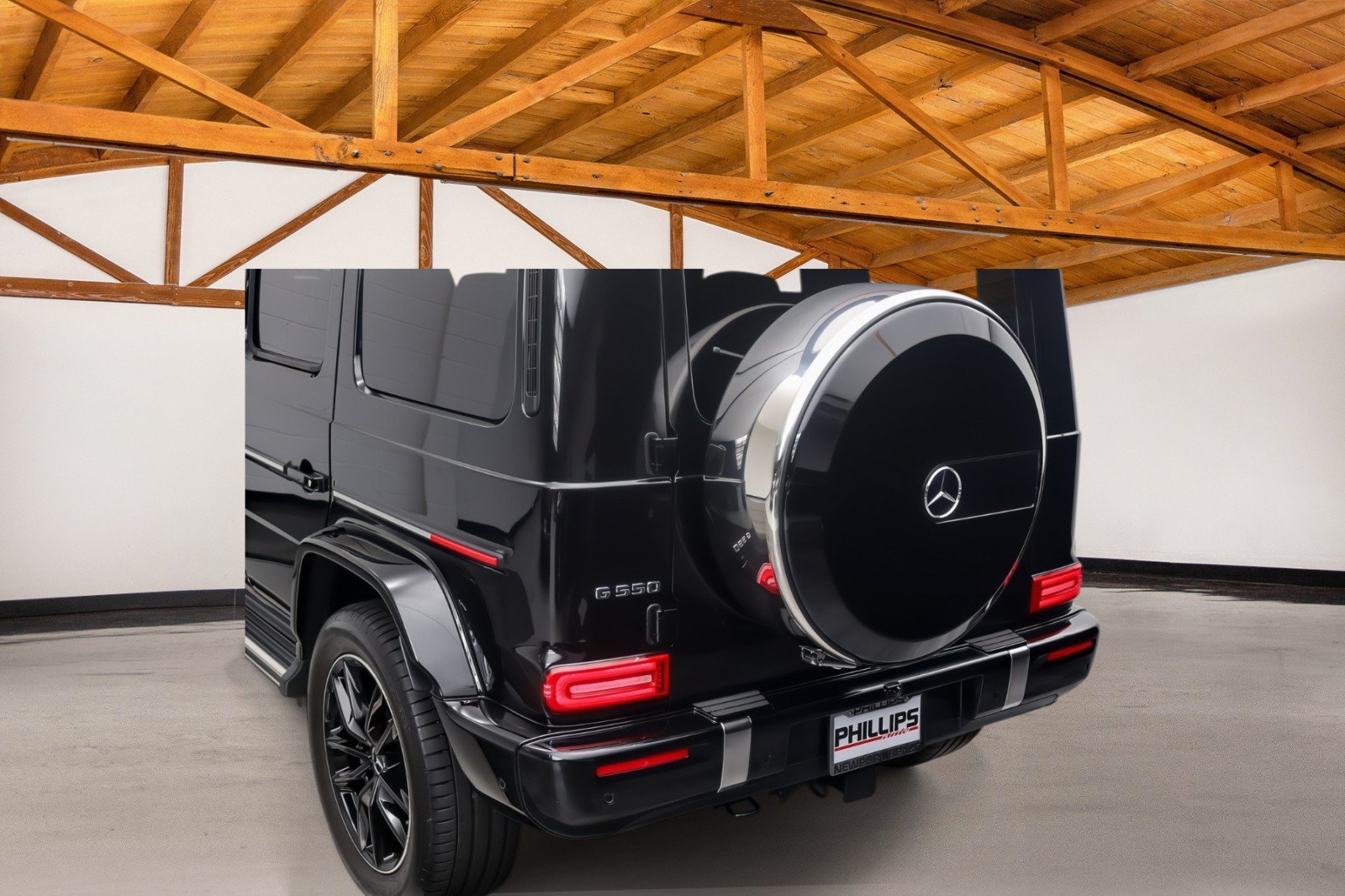 Used 2025 Mercedes-Benz G 550 image 8