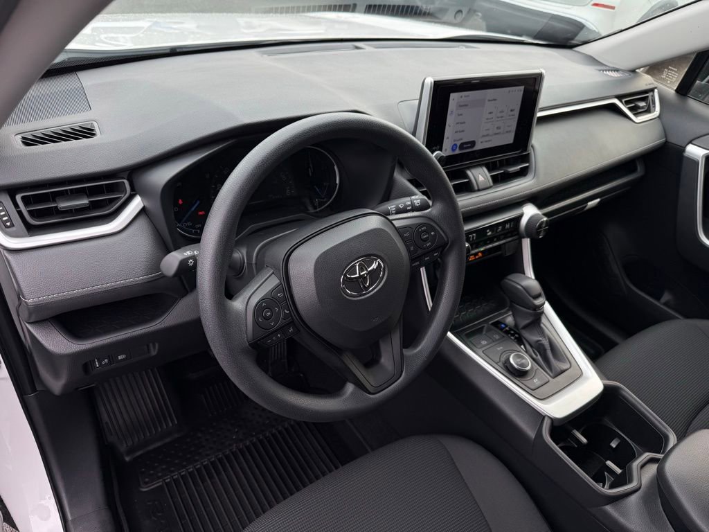 Used 2025 Toyota RAV4 LE image 18