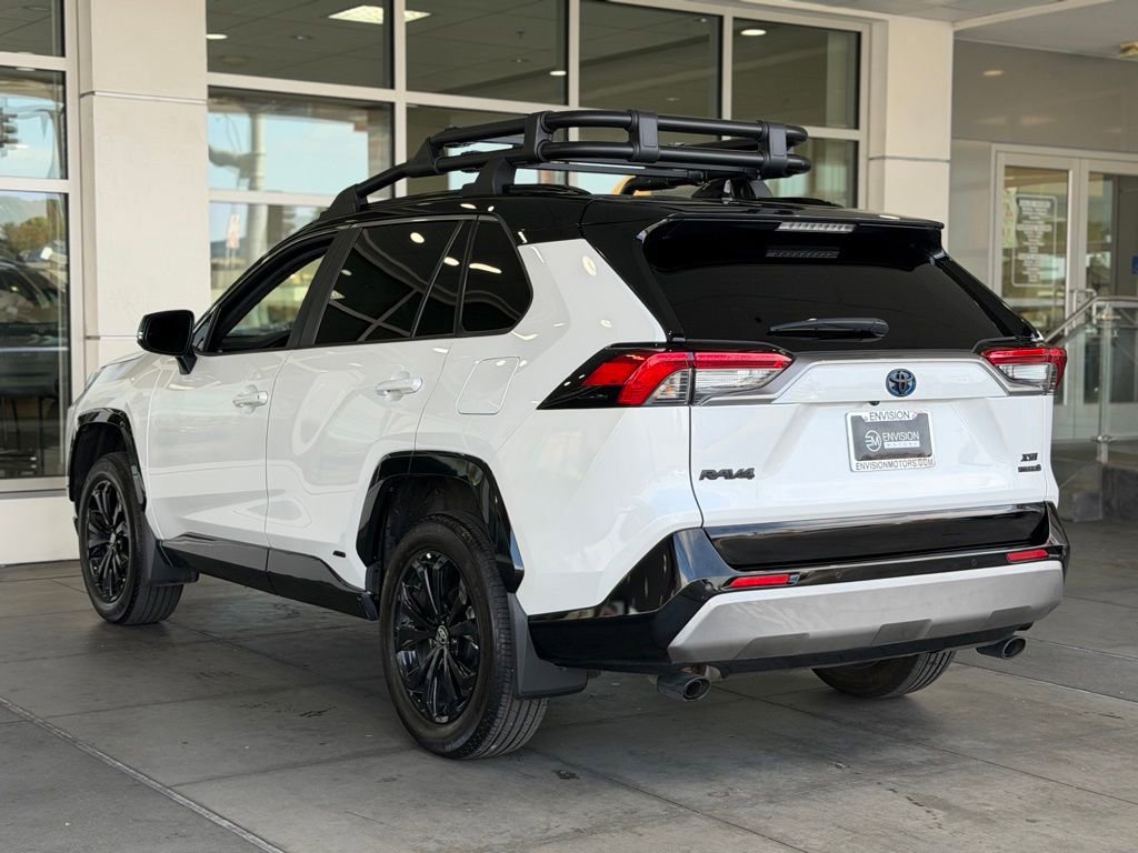 Used 2023 Toyota RAV4 XSE AWD/4WD image 9